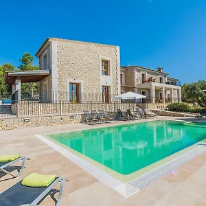 villa-salou-alcudia-mallorca.allmallorcahotels.com/